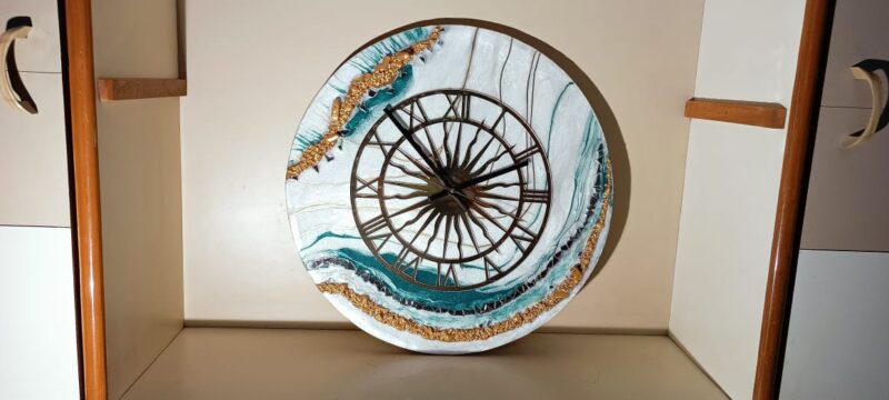 White Wave Resin Wall Clocks