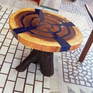 Pour Wood Round Table