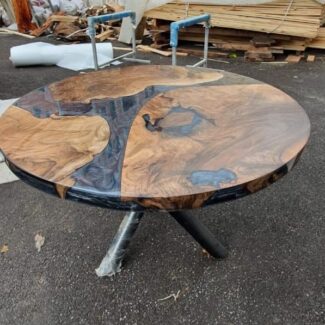 round wood nesting table