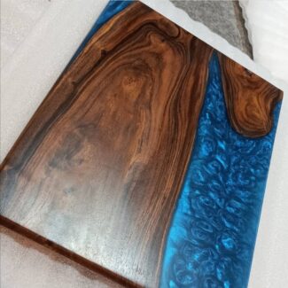 charcuterie board epoxy